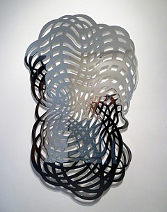 LINDA FLEMING, PUFF 2/3
chromed steel