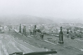 web cemetaryrain LG