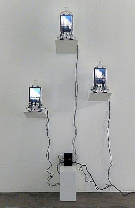 DAVID ZIMMER, CHORUS 2
LCD video constructions