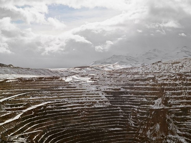 LUCAS FOGLIA, FRONTCOUNTRY OPEN PIT, NEWMONT MINING CORPORATION, CARLIN, NEVADA Ed.8
digital C-print on Fuji Crystal Archive paper