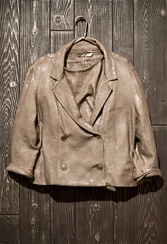 24 THOMAS Untitled(Jacket)