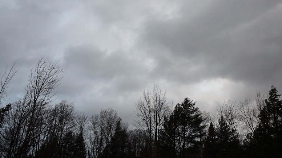 ISABELLE HAYEUR, LA SAISON SOMBRE (THE DARK SEASON) Ed. 3
HD Video; Run time 8:45 minutes