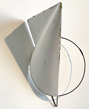 fought david ellipse triangle 3 2022 10.5 x6.25 x3.25 wall mounted plaster metal rod unique
